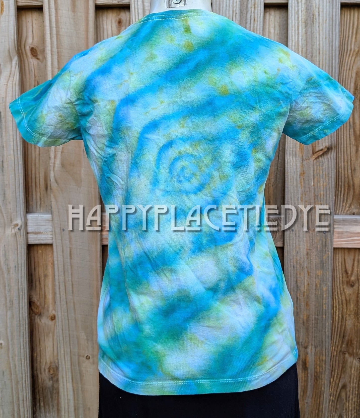 Women's Medium tie dye shirt