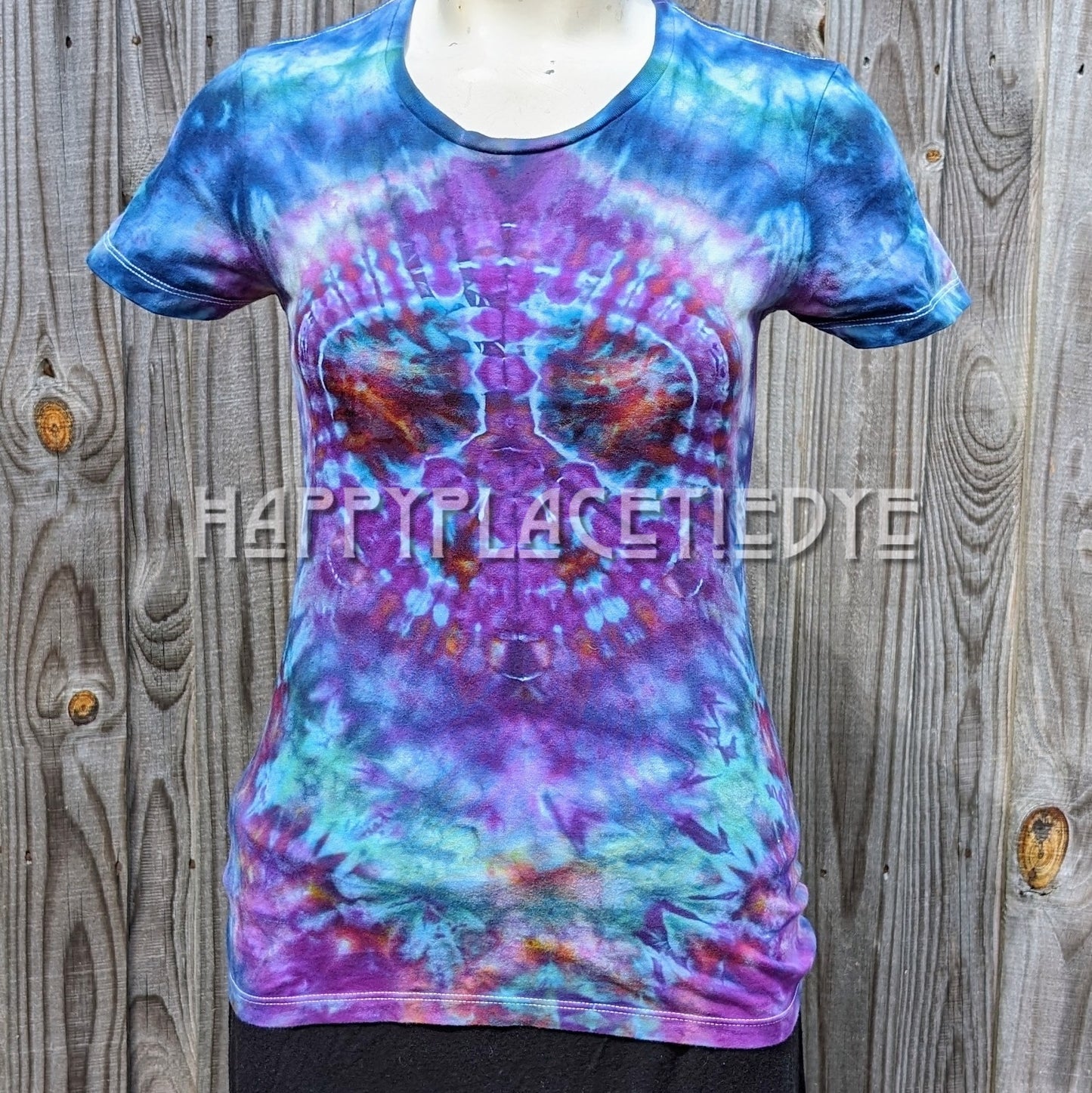 Women's Medium tie dye shirt