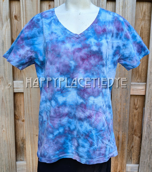 Women's 2XL tie dye shirt