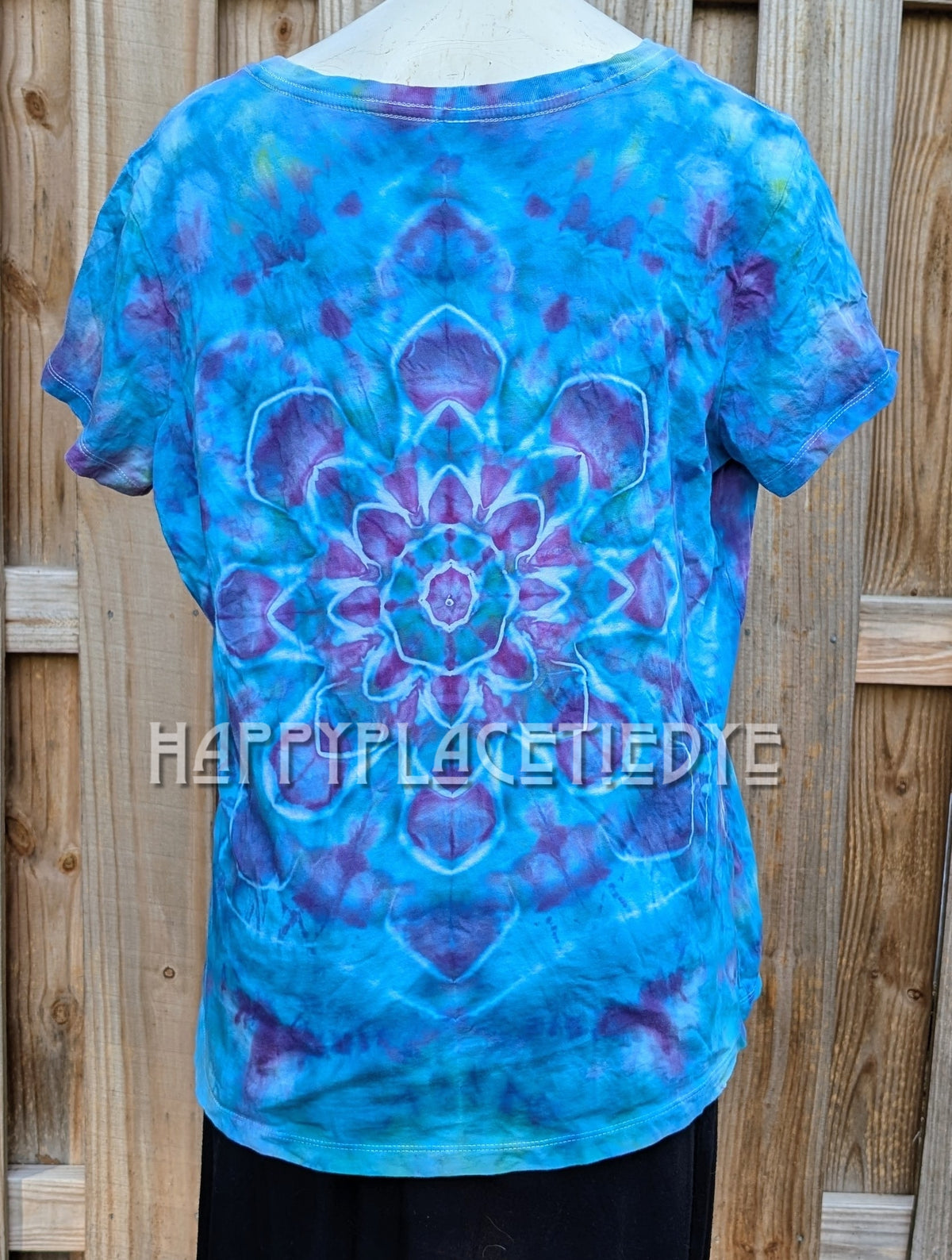 Women's 2XL tie dye shirt